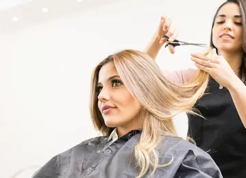 Cursuri de perfectionare: Frizer